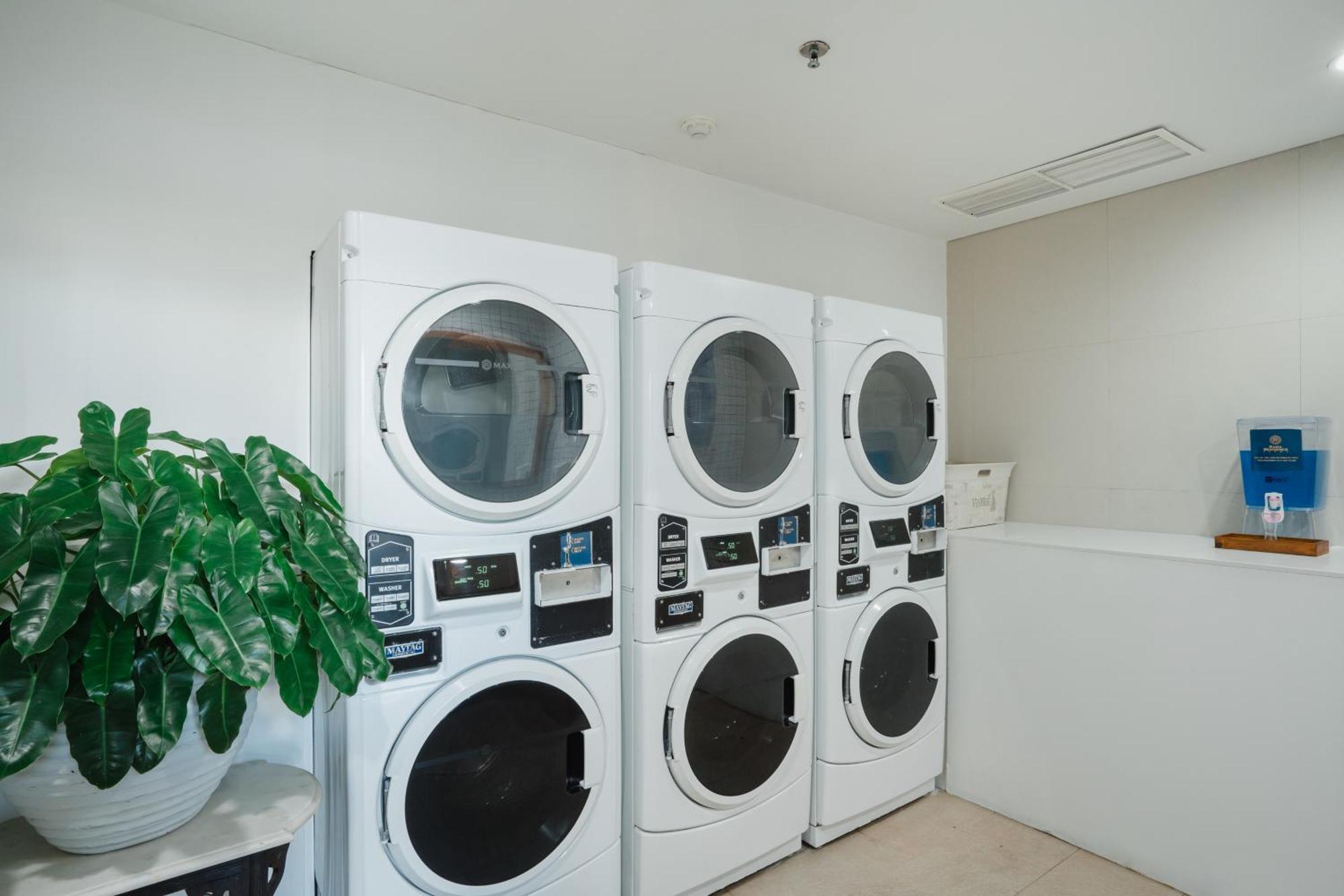 Rama Residence Padma Легиан Екстериор снимка